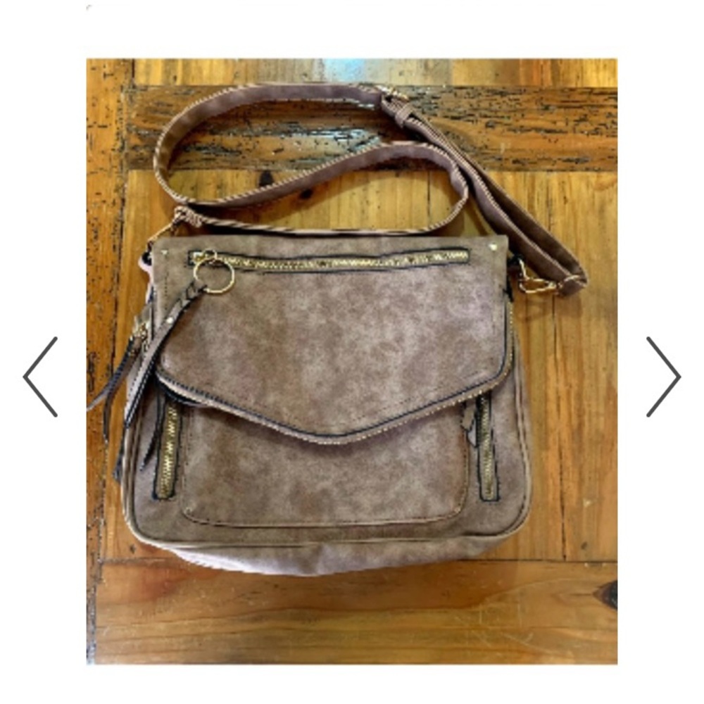 NWT Buckle Violet Ray Tan Faux Suede Foldover Crossbody Purse